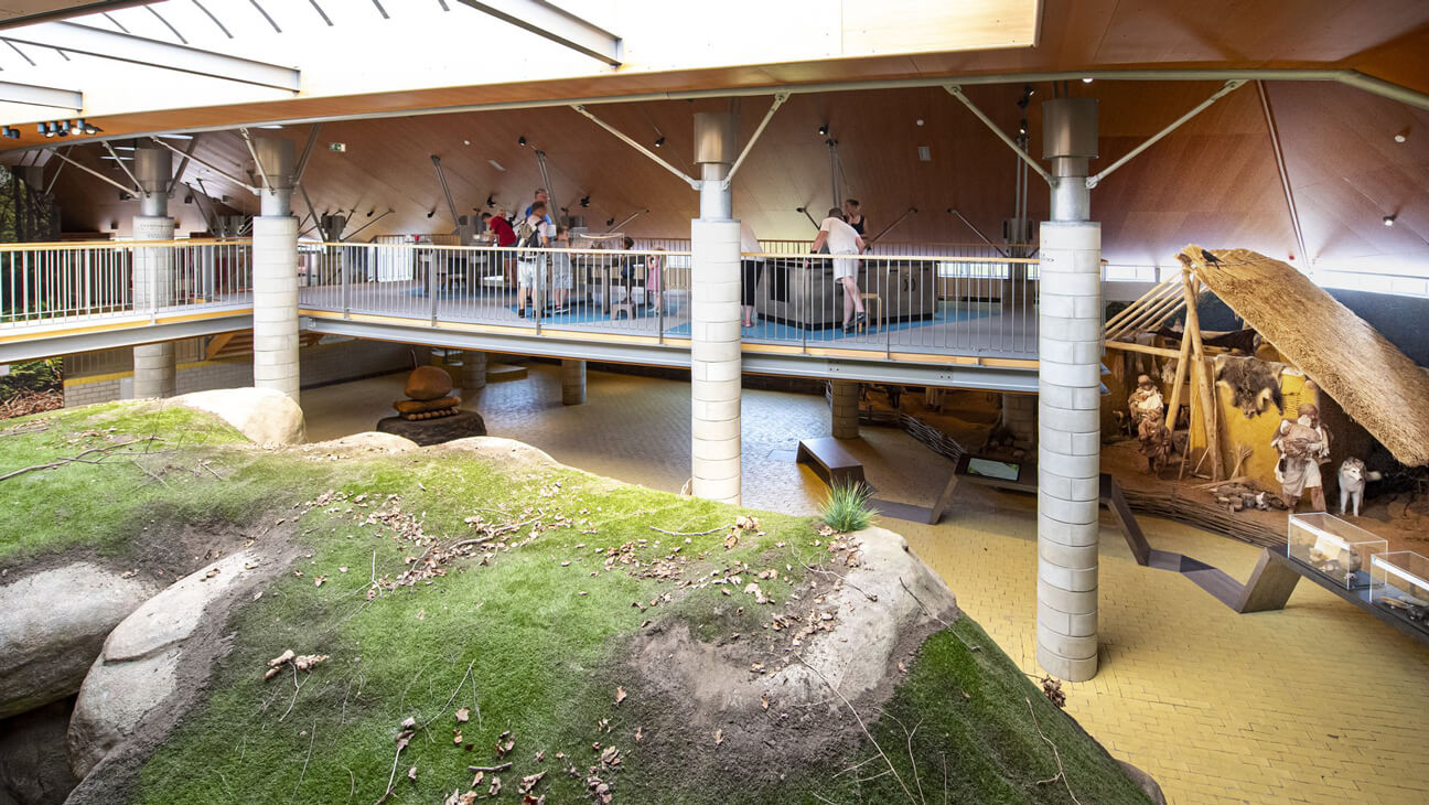 Binnenkant Hunebedcentrum te Borger
