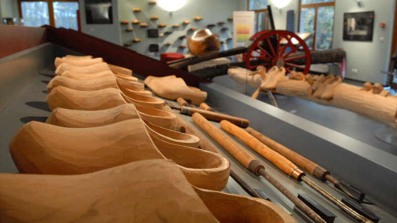 Houten klompen in het Klompenmuseum