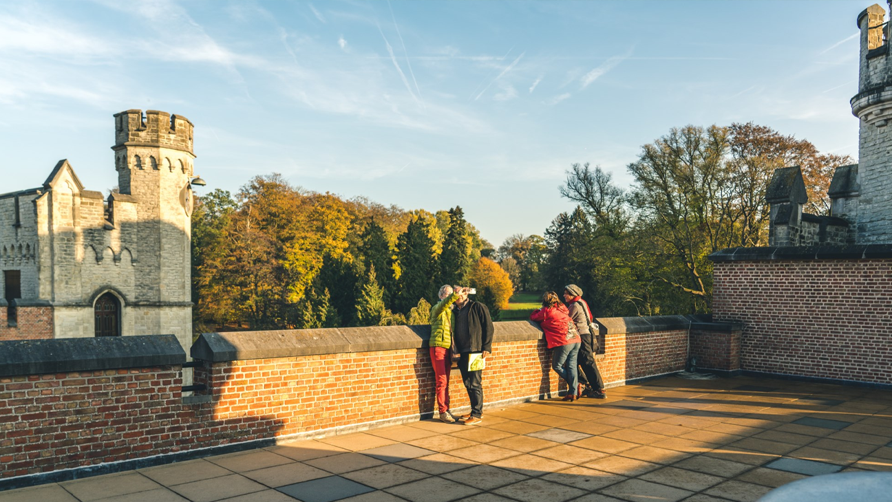 Bezoekers aan het kasteel van Bouchout