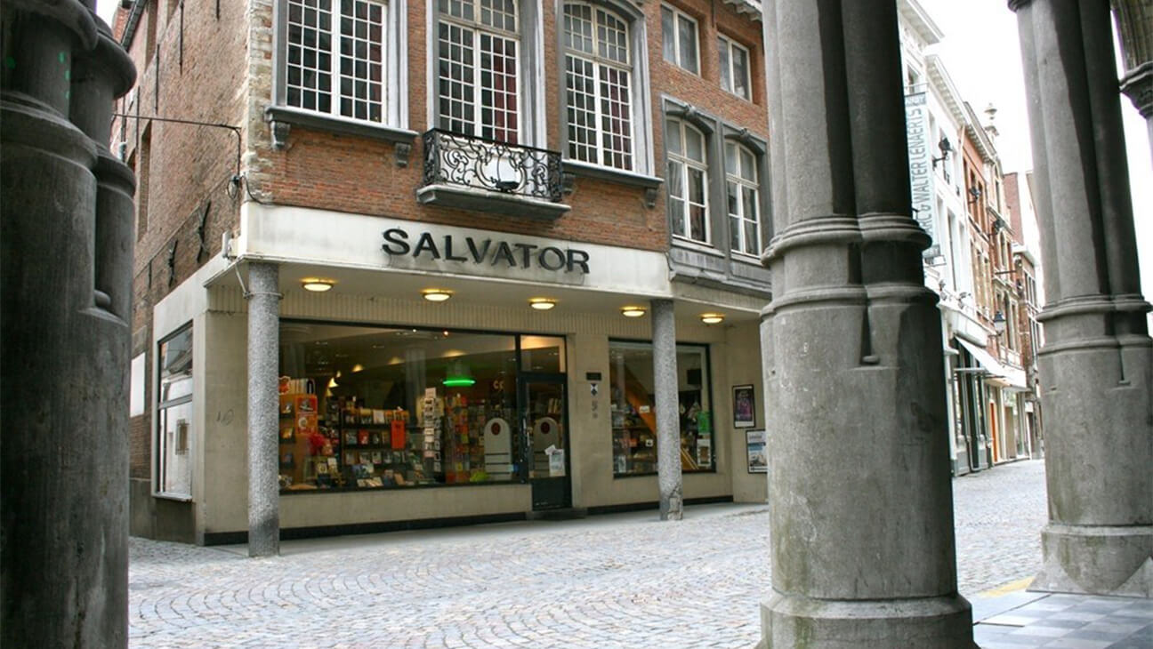 Gevel van boekhandel Salvator