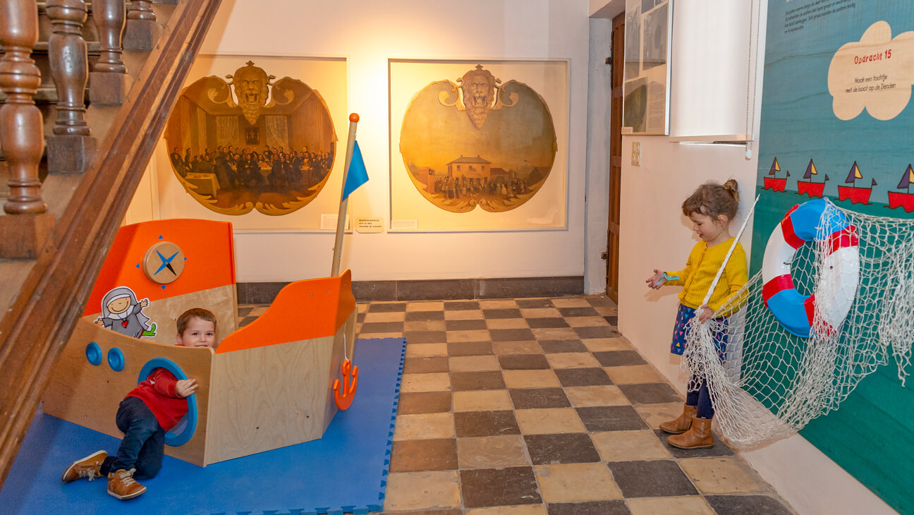 kinderen in museum t Gasthuys