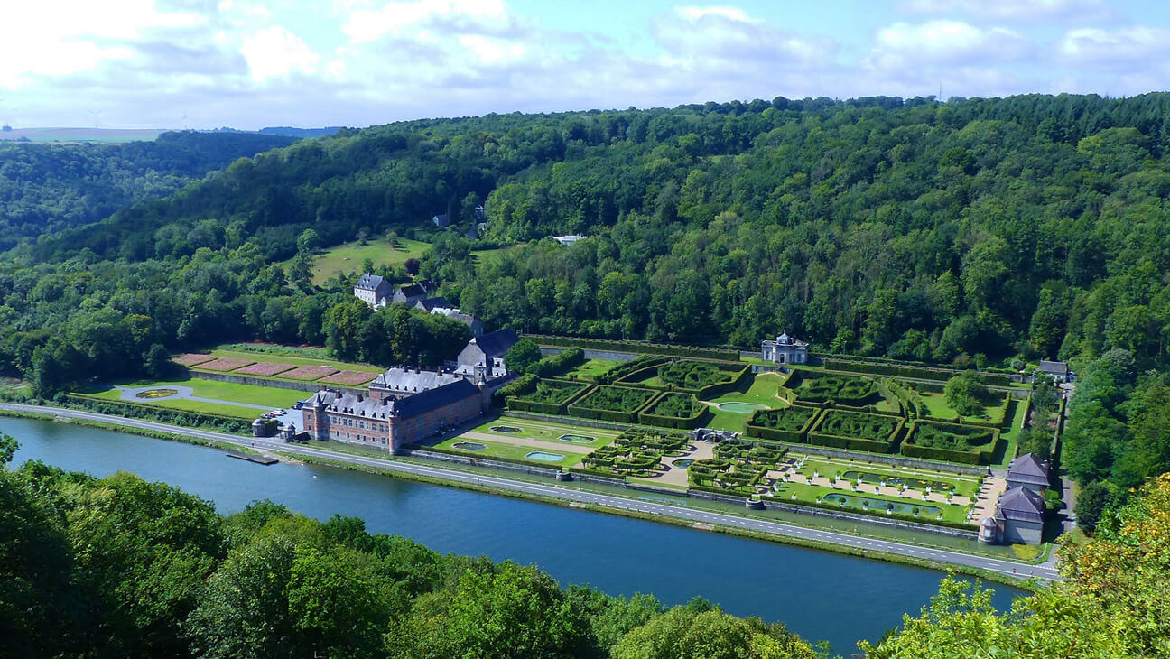 Château et Jardins de Freÿr