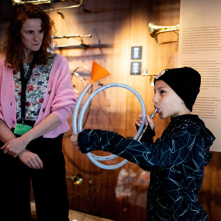 Op schoolreis naar het Muziekinstrumentenmuseum Brussel