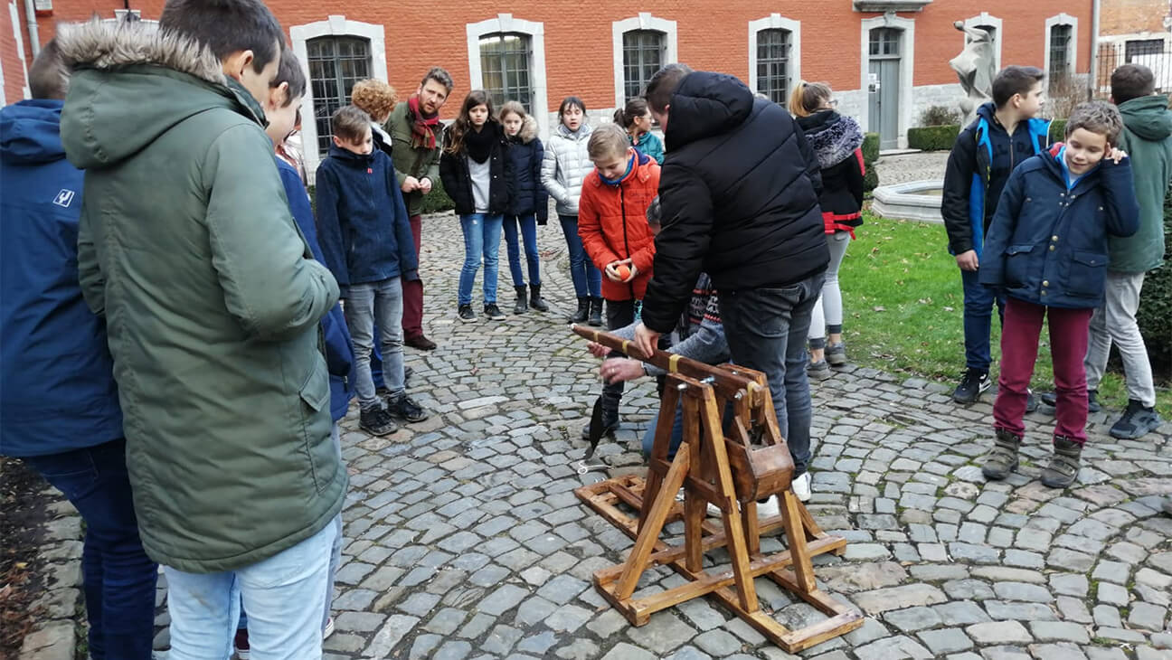 Trebuchet bij het Famenne & Art Museum