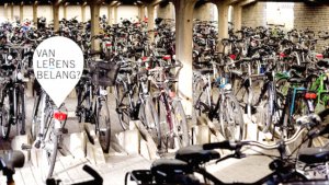fietsenstalling als metzfoor gebruikt in debat over eindtermen