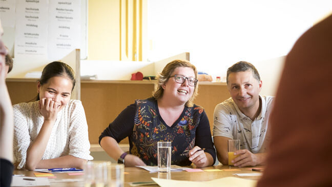 Alternatief voor oudercontact - vertelcafé voor ouders