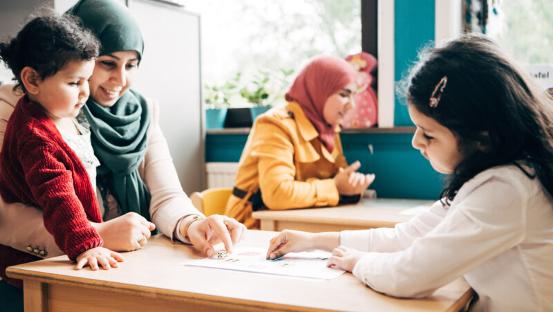 Taalstimulerende activiteiten: mama in de klas