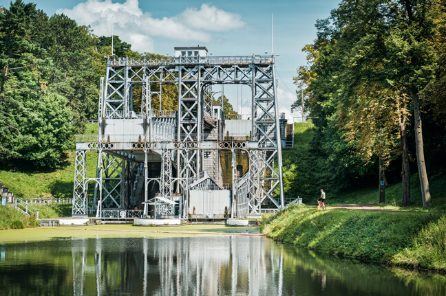 Strépy-Bracquegnies (La Louvière) - Historische 'Canal du Centre' - Hydraulische lift No. 3