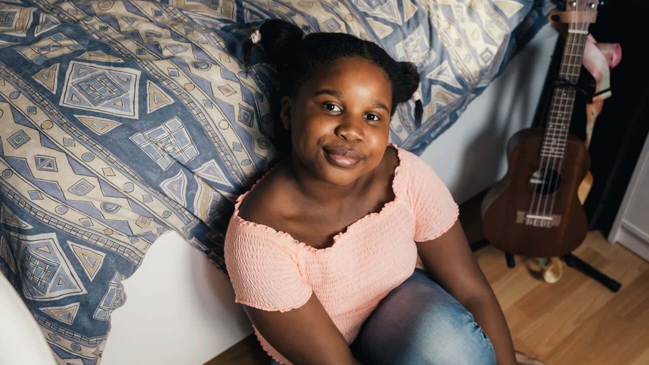 Nicy, 9 jaar op haar kamer