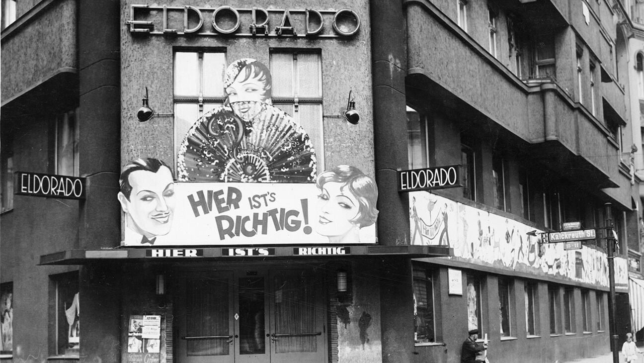 Buitenaanzicht van het cabaret Eldorado, Berlijn, 1932