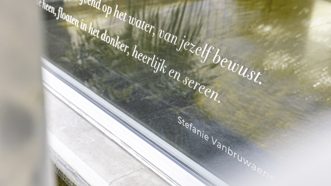 Gedicht op venster