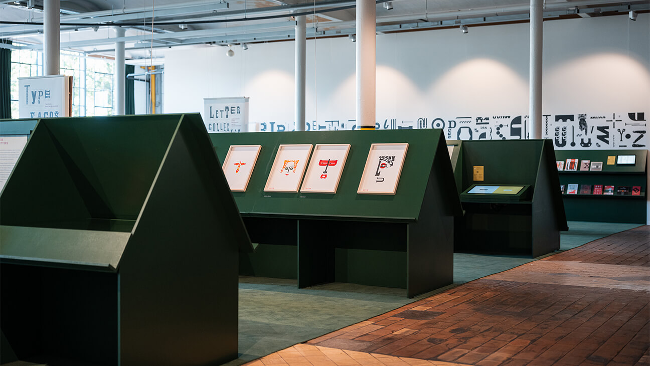 zaal op de expo 'typefaces'