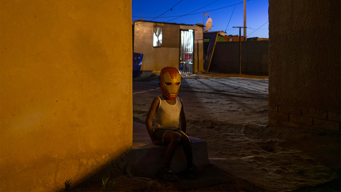 Foto van Sibusiso Bheka, Super Mega © Afronova Gallery