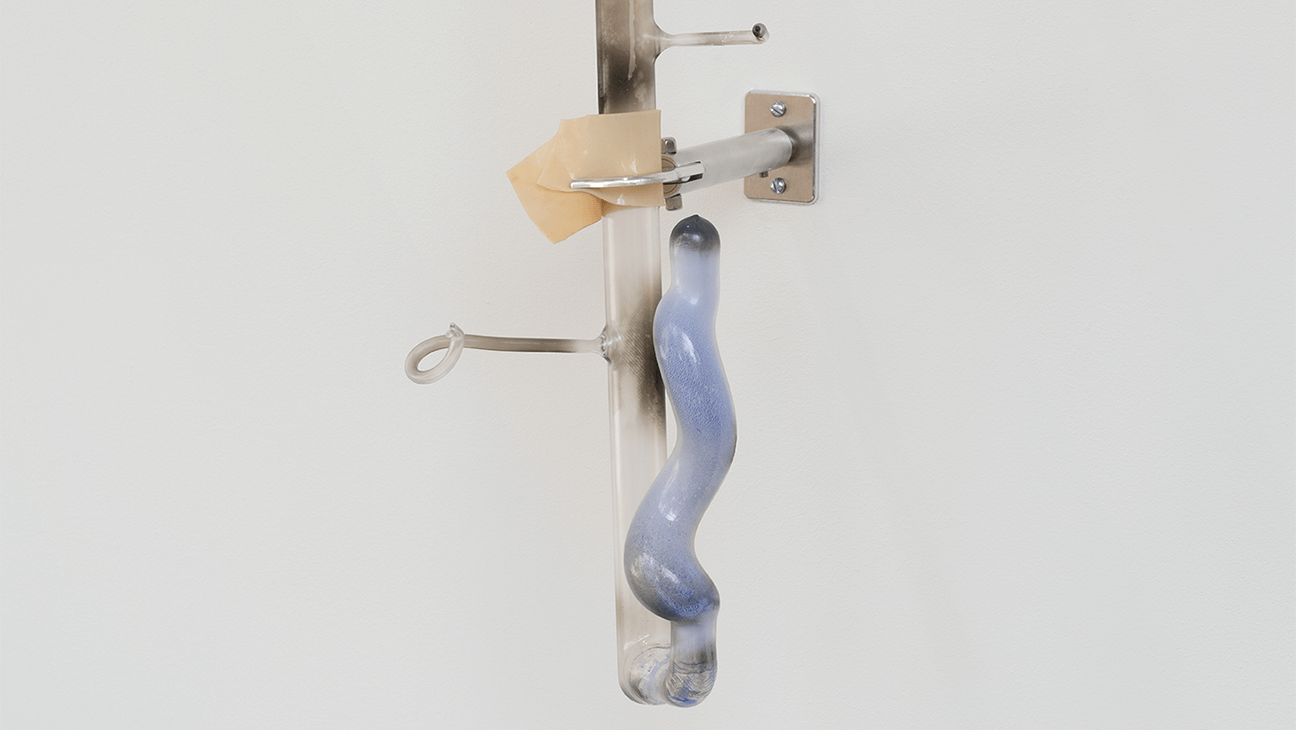 Werk van Nairy Baghramian