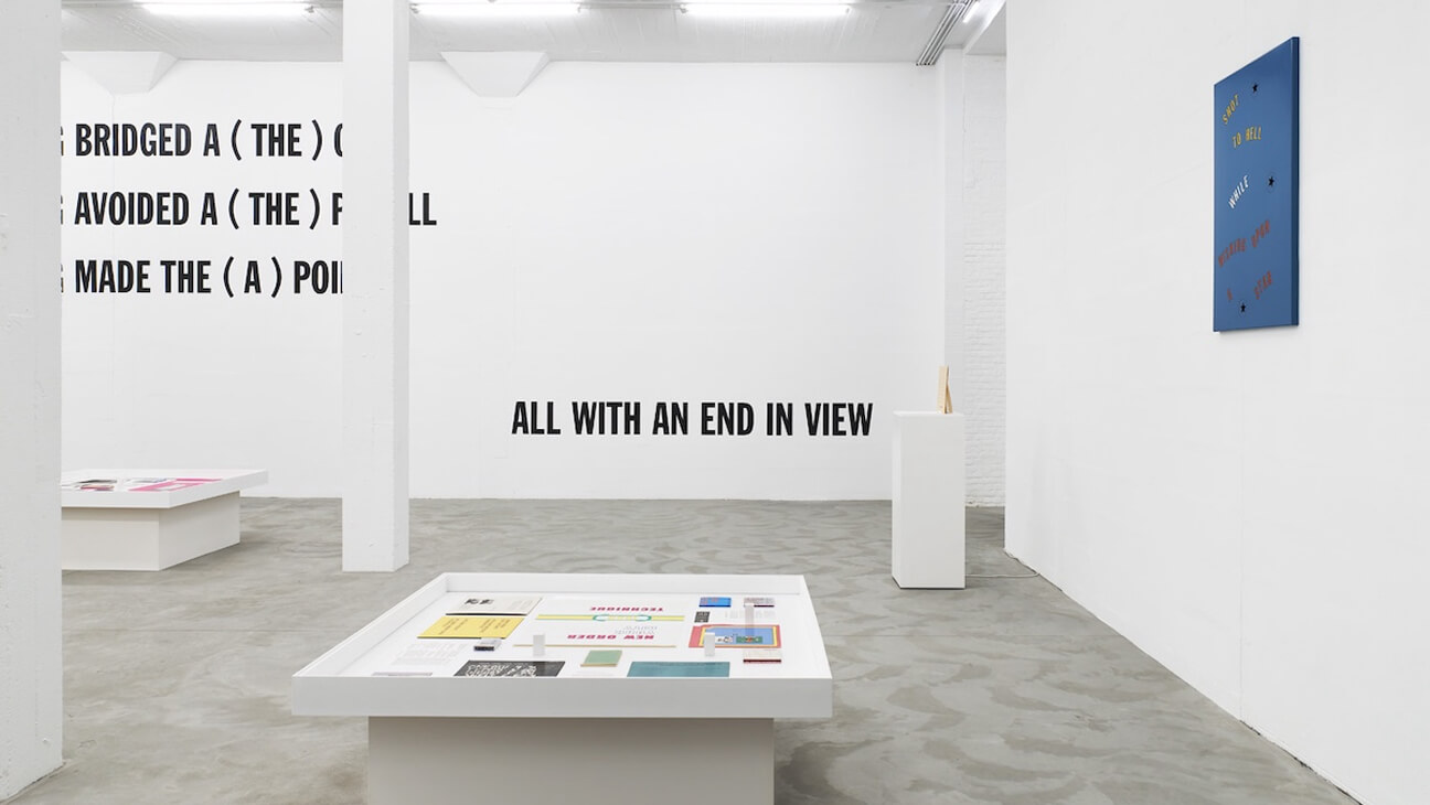 Beeld uit de Expo Red and green and blue more or less