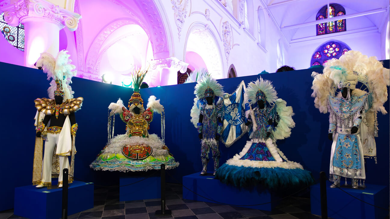 Beeld uit de Expo 'Carnaval de Rio. Costumes'