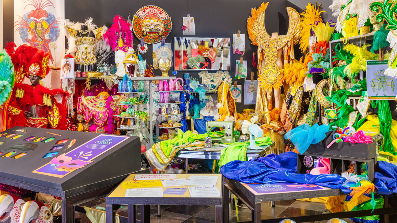 Beeld uit de Expo 'Carnaval de Rio. Costumes'