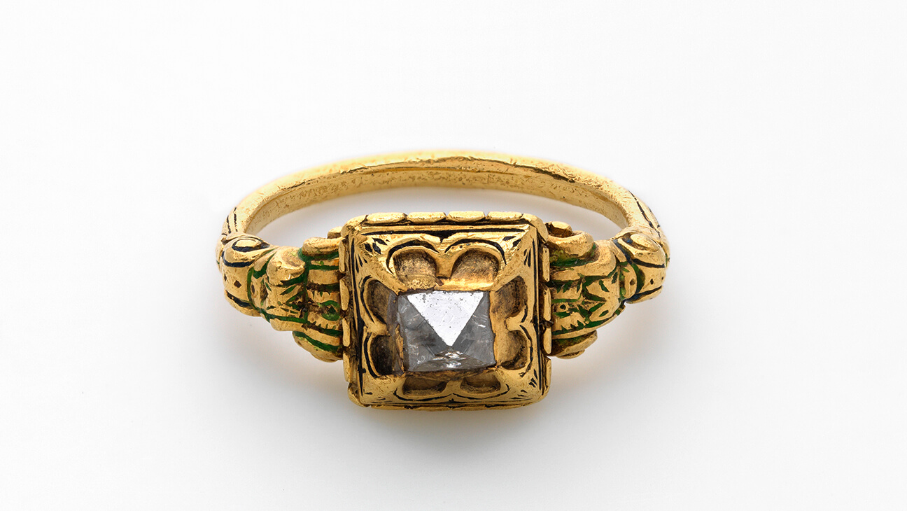 Oude ring uit de expo 'Rings that rock'