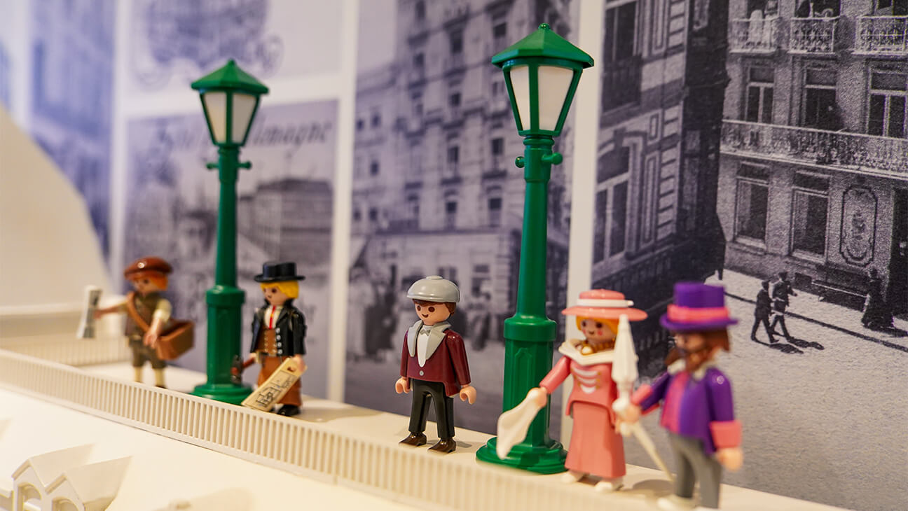 Playmobil tijdens de expo 'Belle époque in Playmobil'